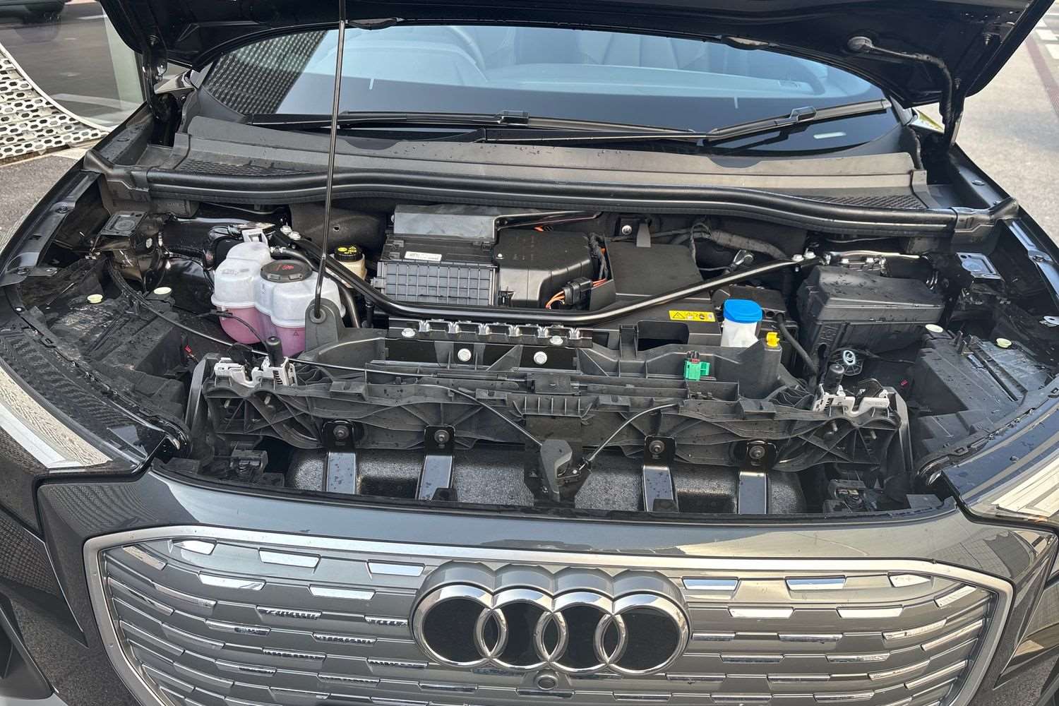 Used Audi Q4 e-tron 2025 for sale - 75784999: Photo 23