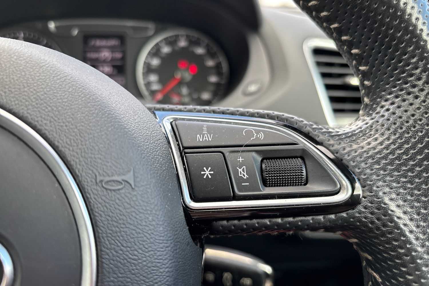 Used Audi Q3 2018 for sale - 76170003: Photo 30