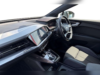 Used Audi Q4 e-tron 2021 for sale - 79239157: Photo