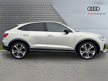 Used Audi Q3 2023 for sale - 77334051: Photo