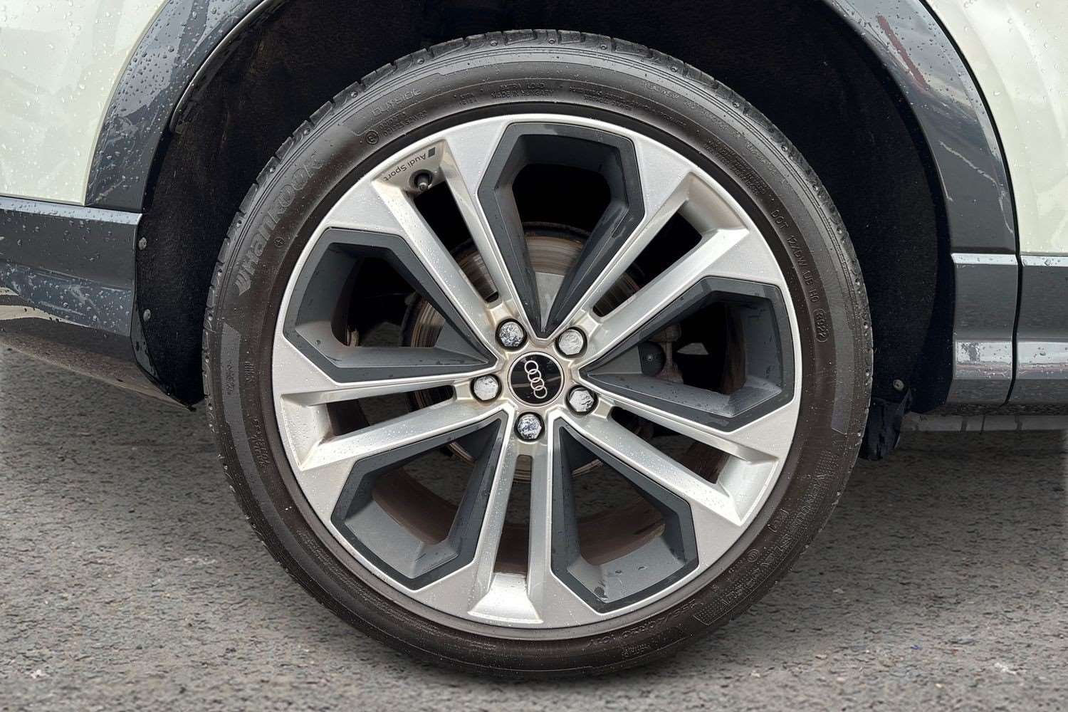 Used Audi Q3 2023 for sale - 77334051: Photo 9