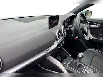 Used Audi Q2 2022 for sale - 76088010: Photo