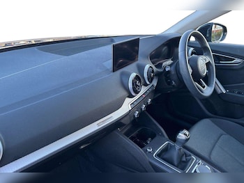 Used Audi Q2 2024 for sale - 77093372: Photo