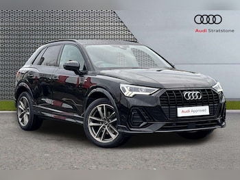 Used Audi Q3 2023 for sale - 77860997: Photo