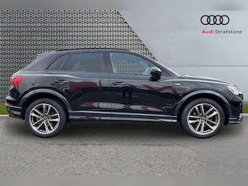 Used Audi Q3 2023 for sale - 77860997: Photo