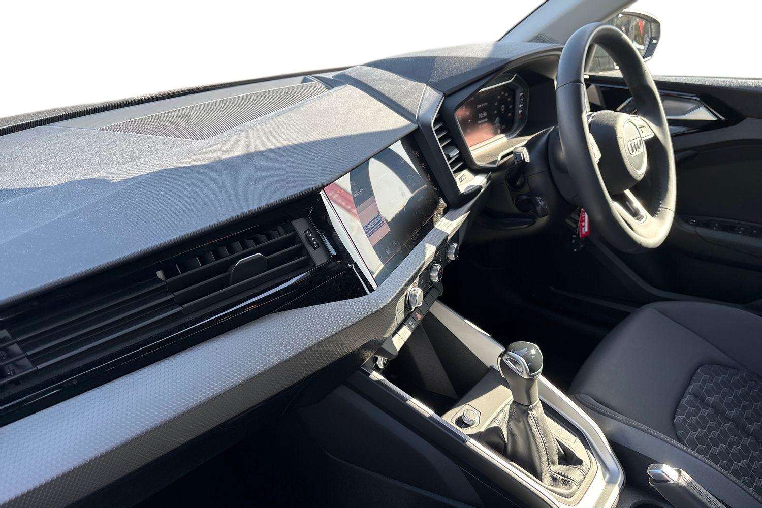 Used Audi A1 2024 for sale - 77942857: Photo 2