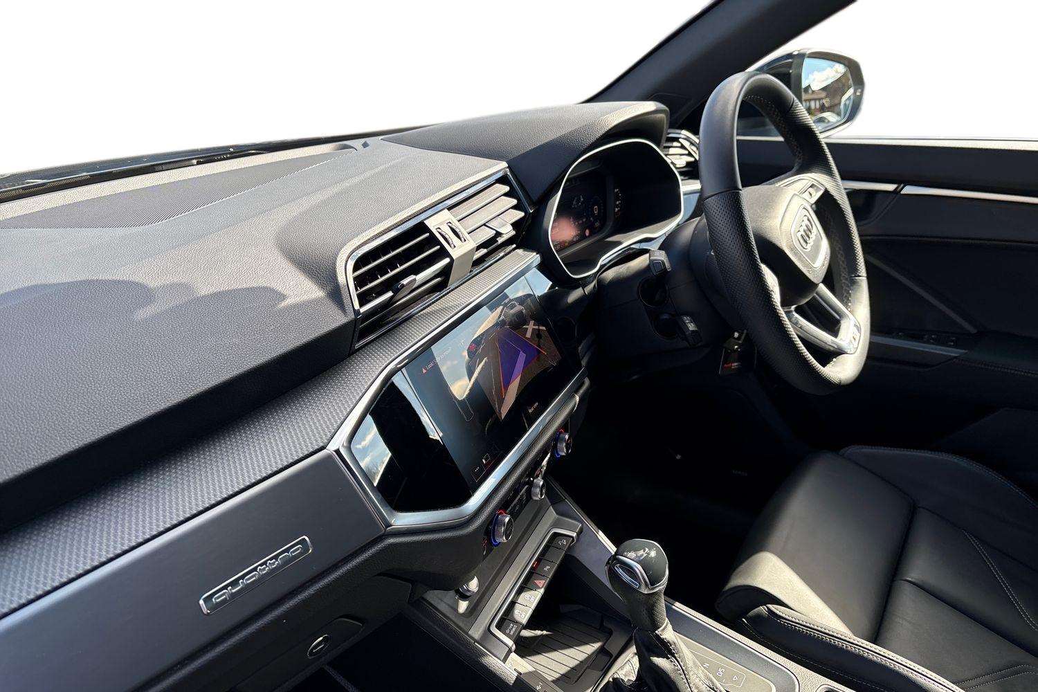 Used Audi Q3 2024 for sale - 78118880: Photo 2