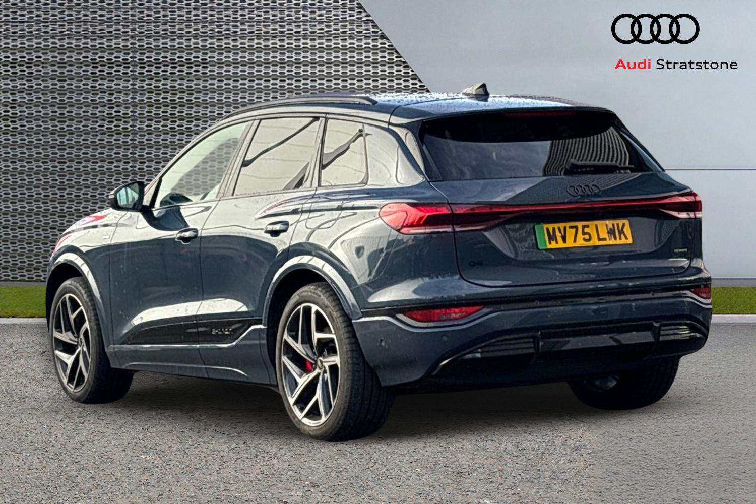 Used Audi Q6 e-tron 2026 for sale - 77648875: Photo 3