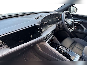 Used Audi Q5 2025 for sale - 77206362: Photo