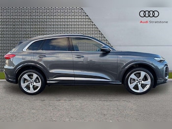 Used Audi Q5 2025 for sale - 77206362: Photo