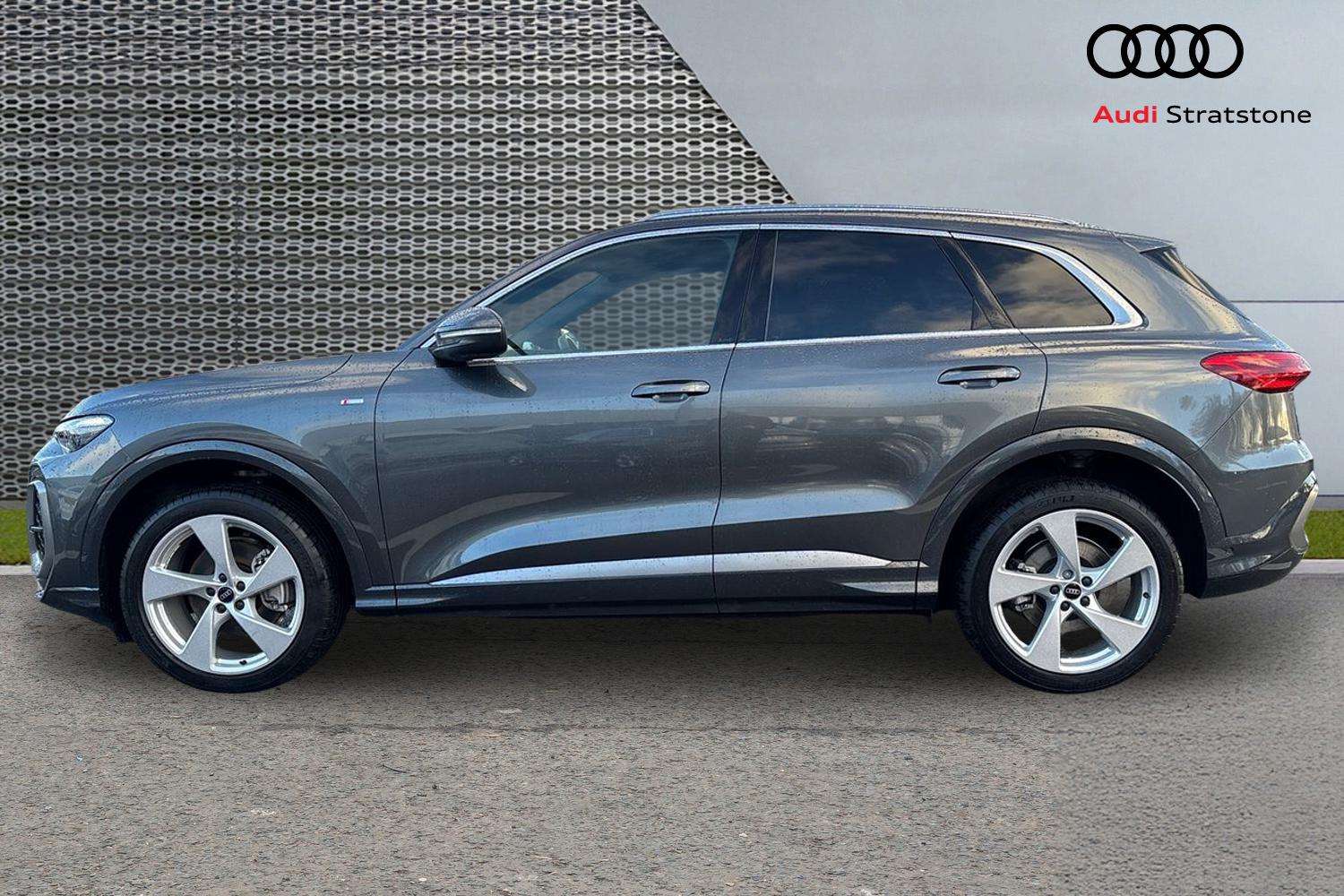 Used Audi Q5 2025 for sale - 77206362: Photo 8