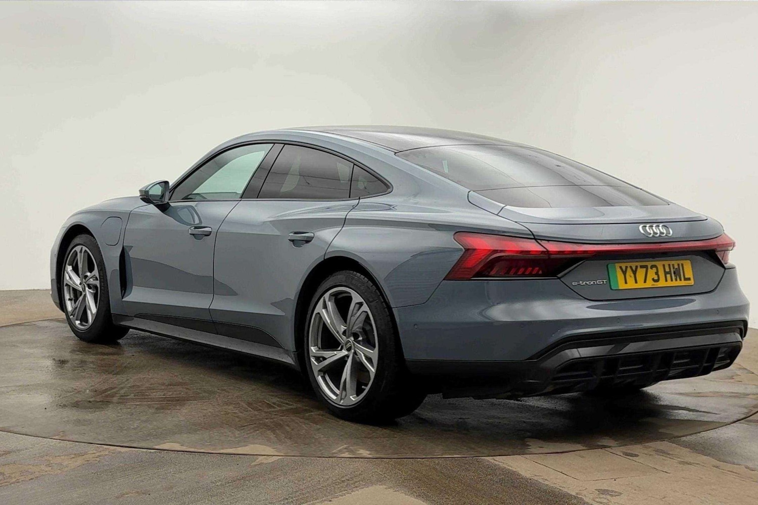 Used Audi e-tron GT 2023 for sale - 77270164: Photo 3