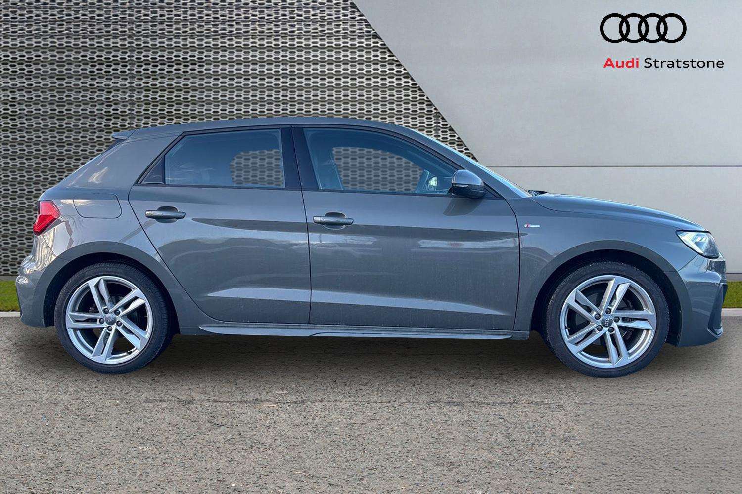 Used Audi A1 2019 for sale - 77112274: Photo 4