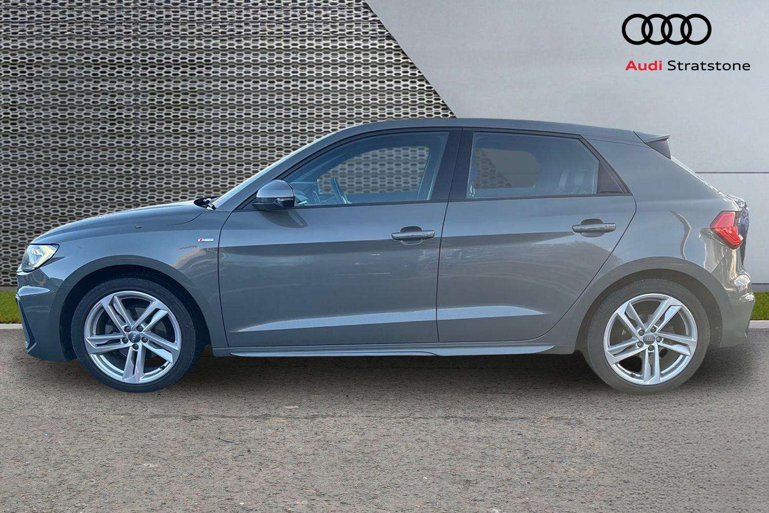 Used Audi A1 2019 for sale - 77112274: Photo 8