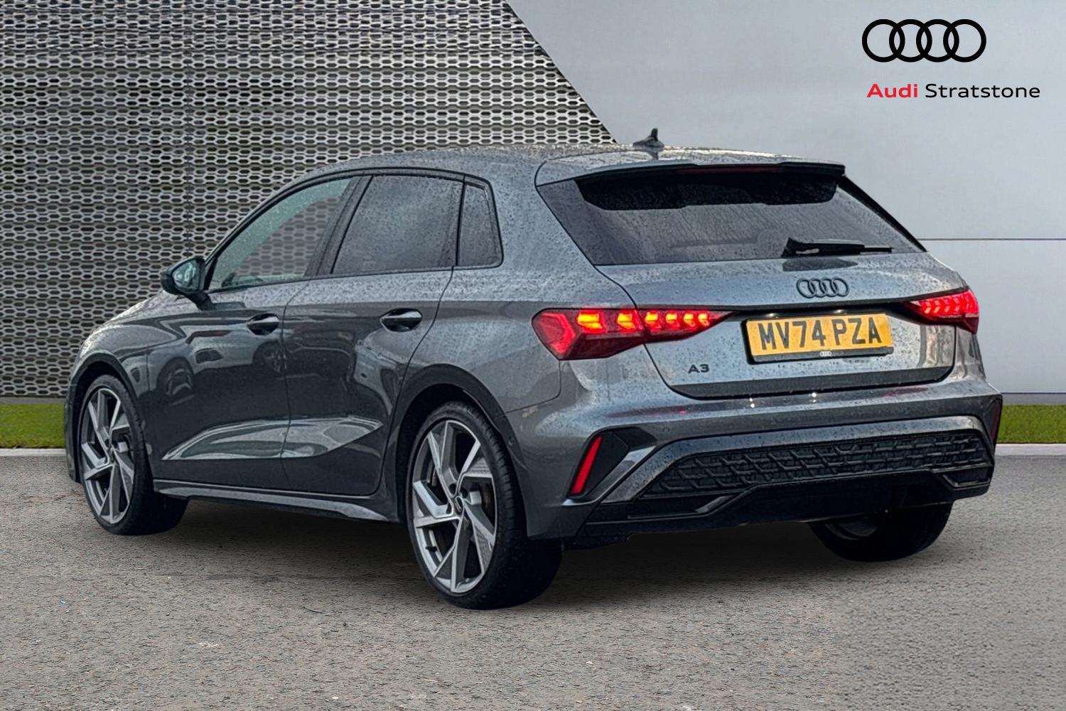 Used Audi A3 2024 for sale - 77093274: Photo 3