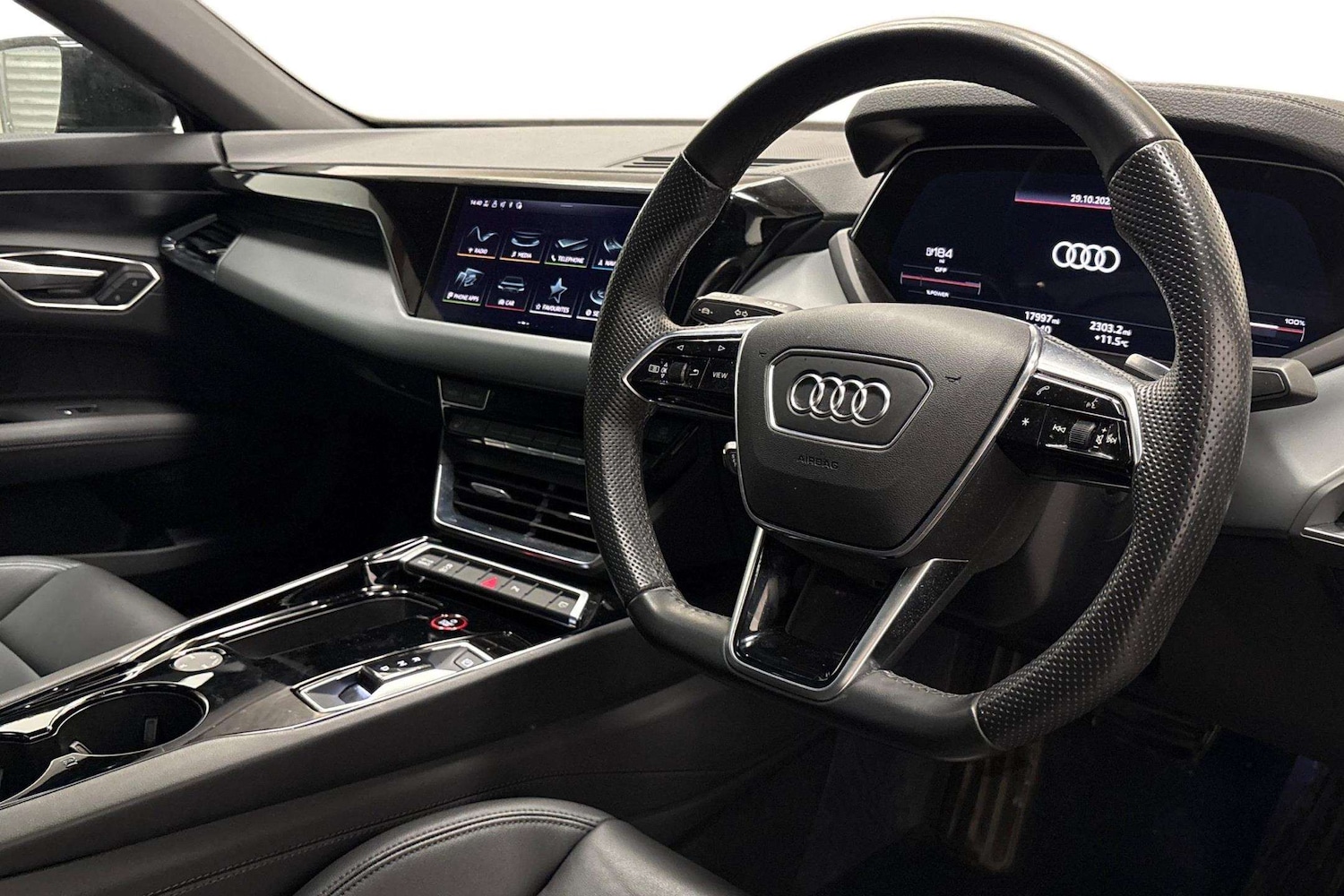 Used Audi e-tron GT 2022 for sale - 77270065: Photo 6