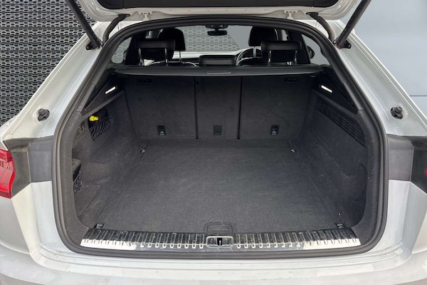 Used Audi Q8 2021 for sale - 76022422: Photo 13
