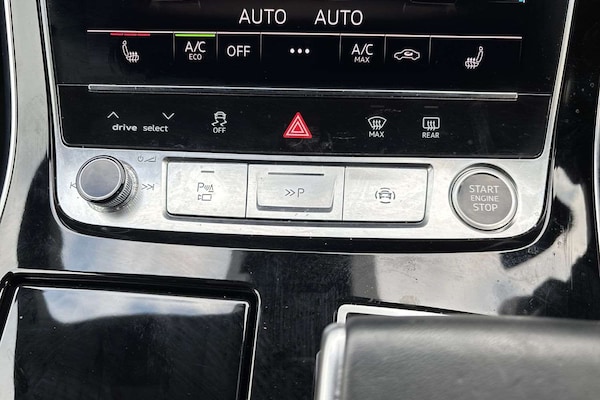 Used Audi Q8 2021 for sale - 76022422: Photo 29