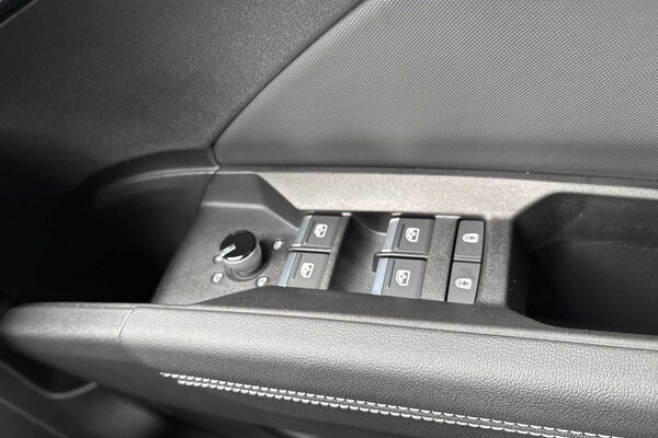 Used Audi Q4 e-tron 2025 for sale - 75015880: Photo 21