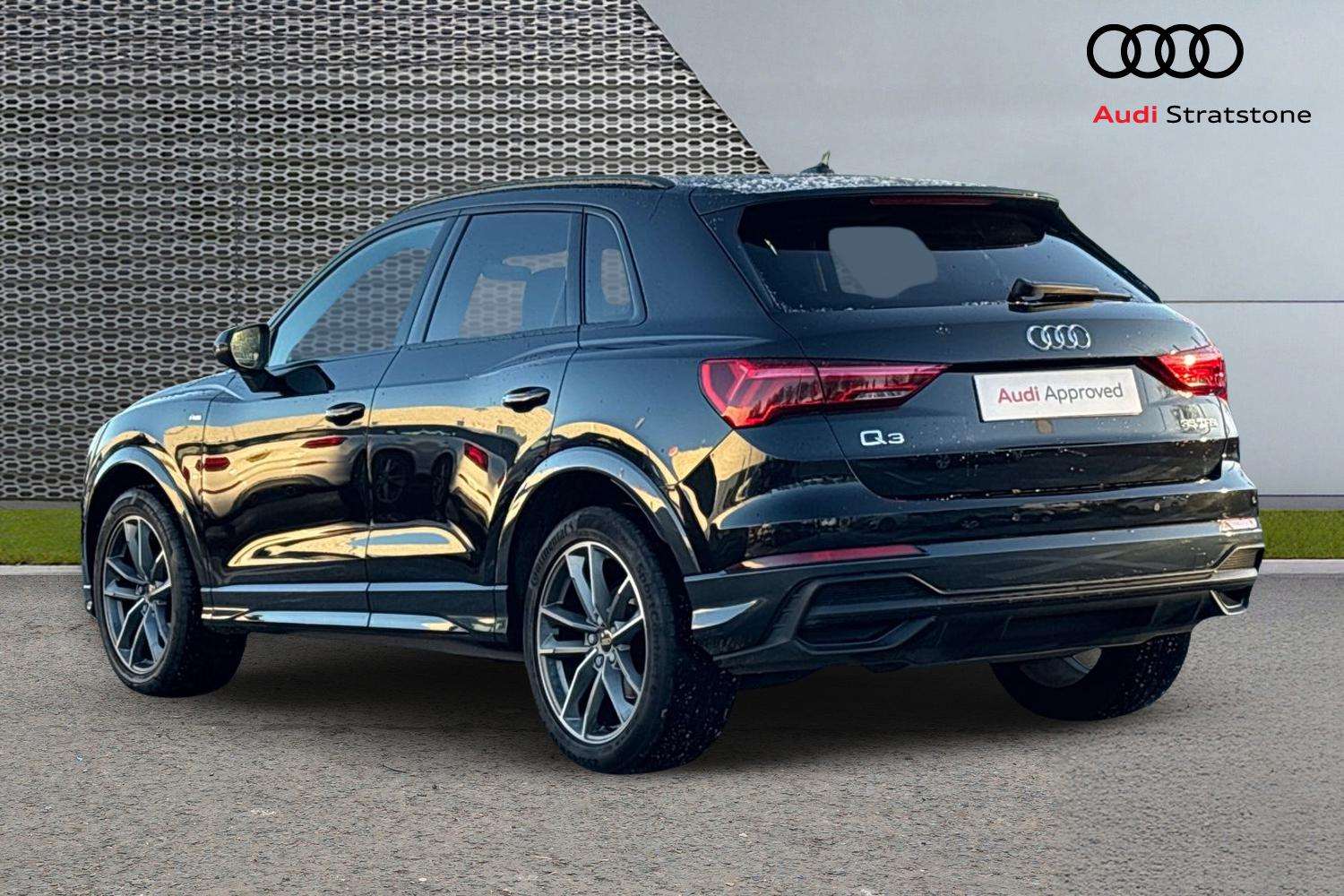 Used Audi Q3 2023 for sale - 77093283: Photo 3