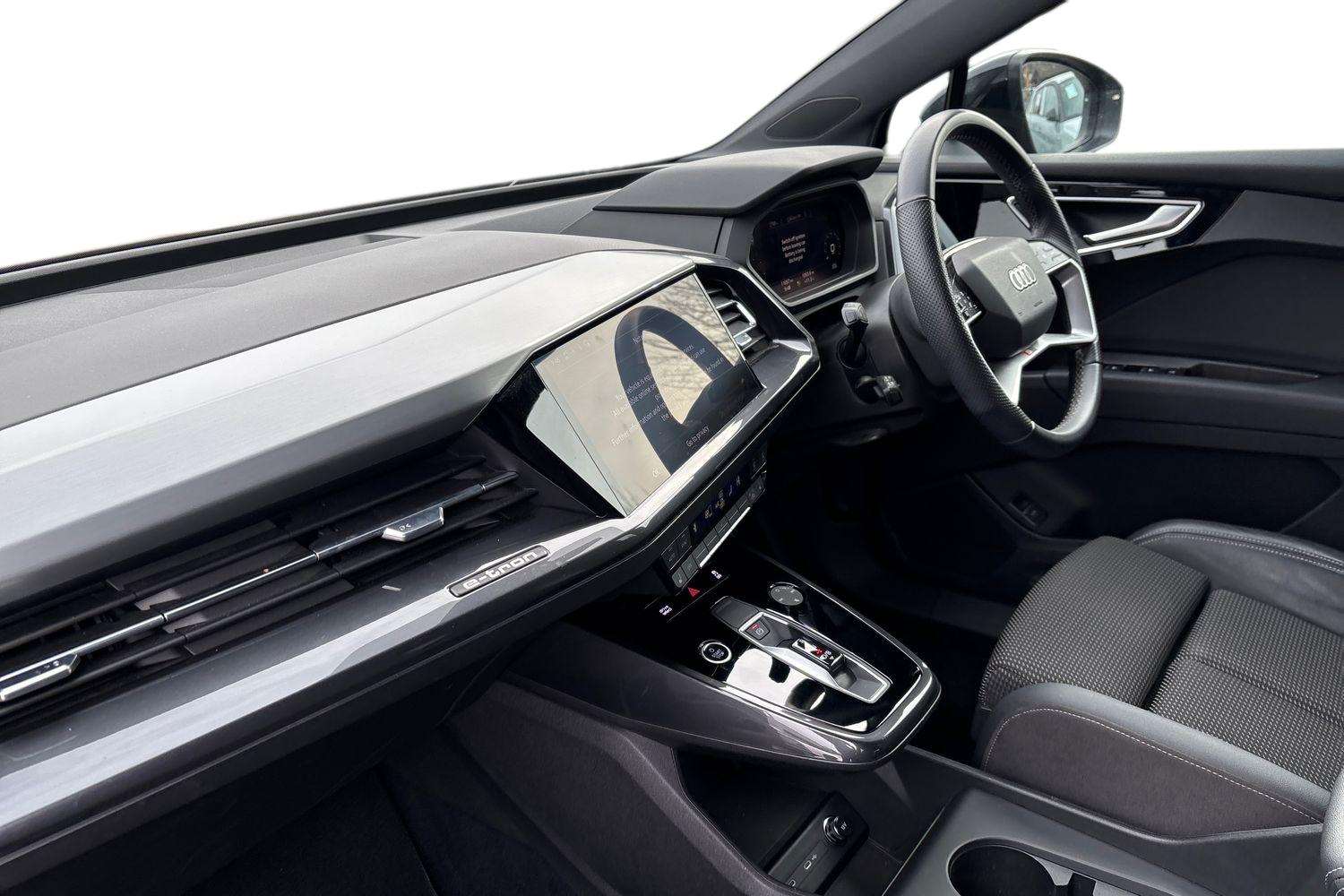 Used Audi Q4 e-tron 2022 for sale - 78187984: Photo 2