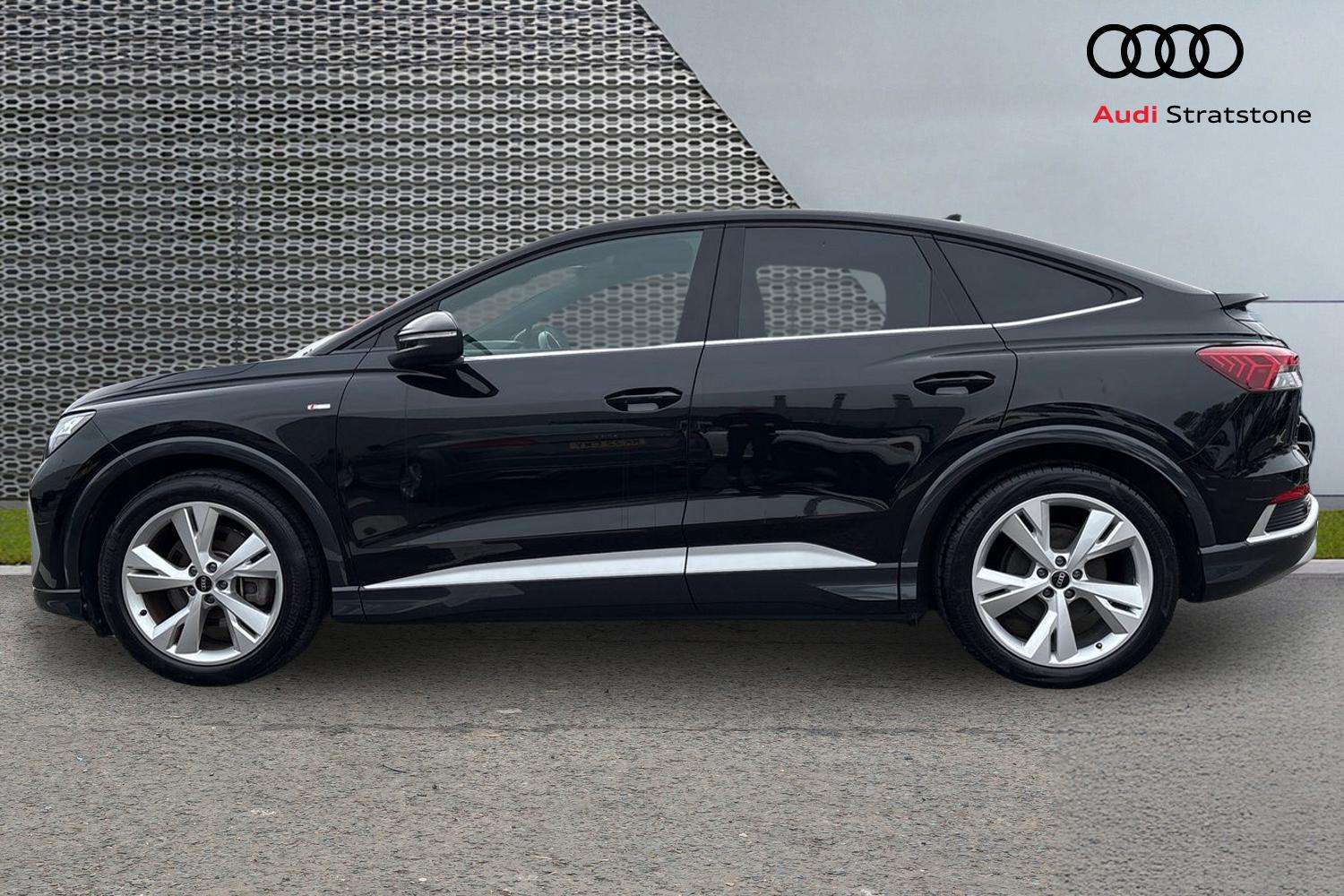 Used Audi Q4 e-tron 2022 for sale - 78187984: Photo 8
