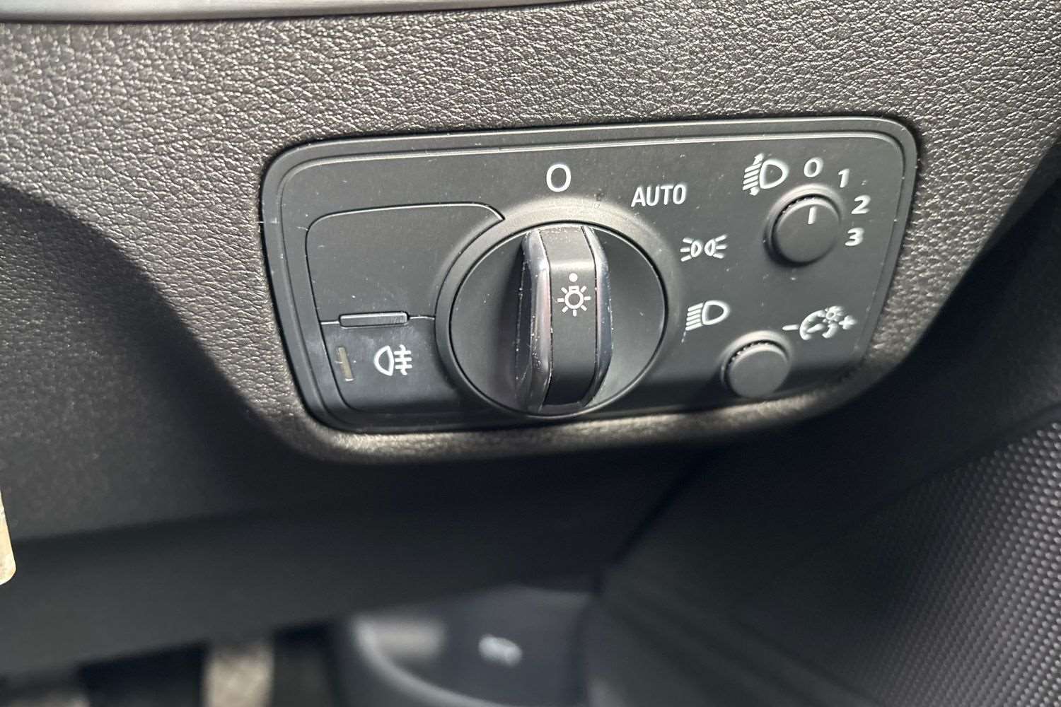 Used Audi Q2 2019 for sale - 76373824: Photo 33