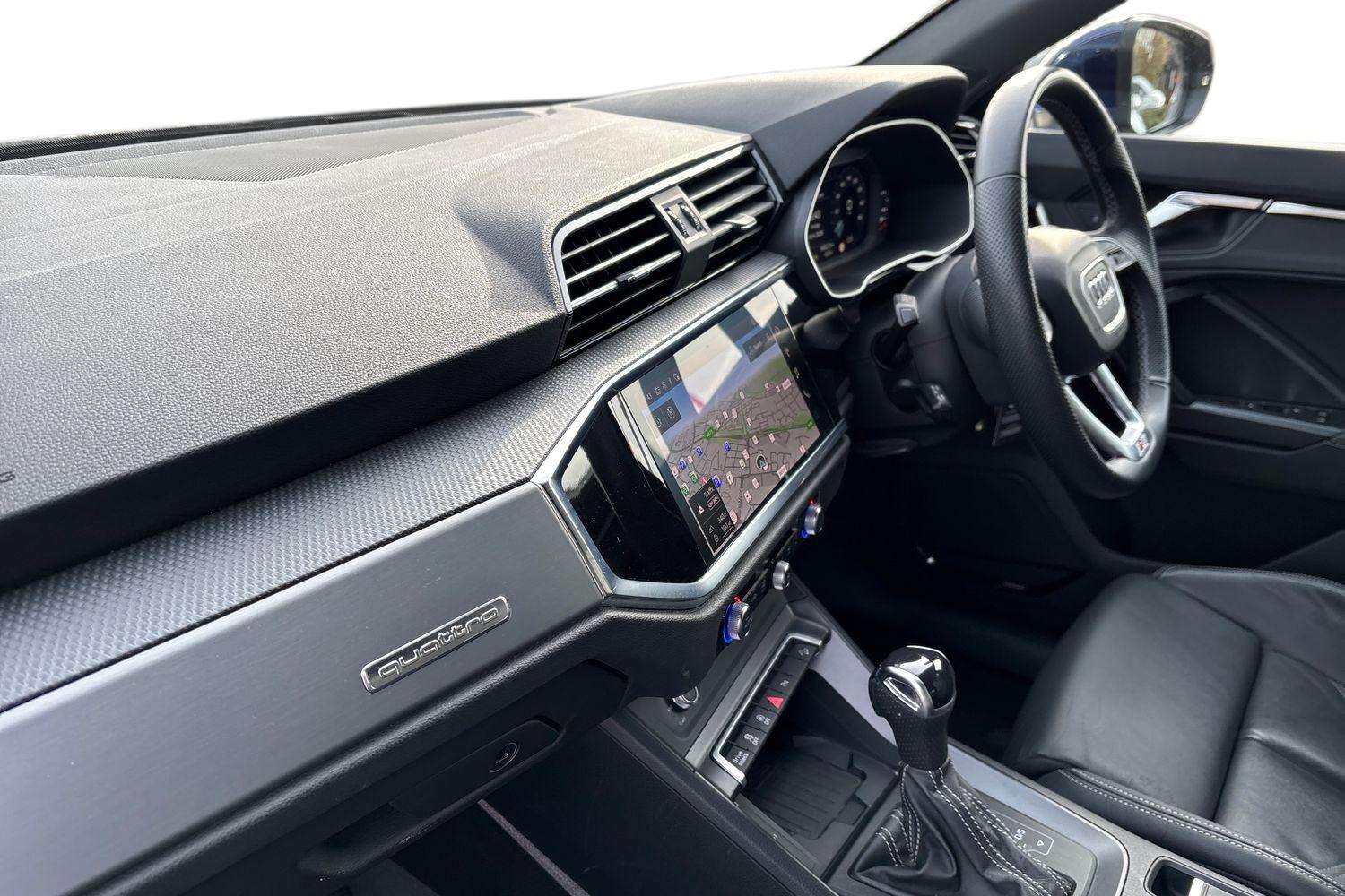 Used Audi Q3 2023 for sale - 78208853: Photo 2