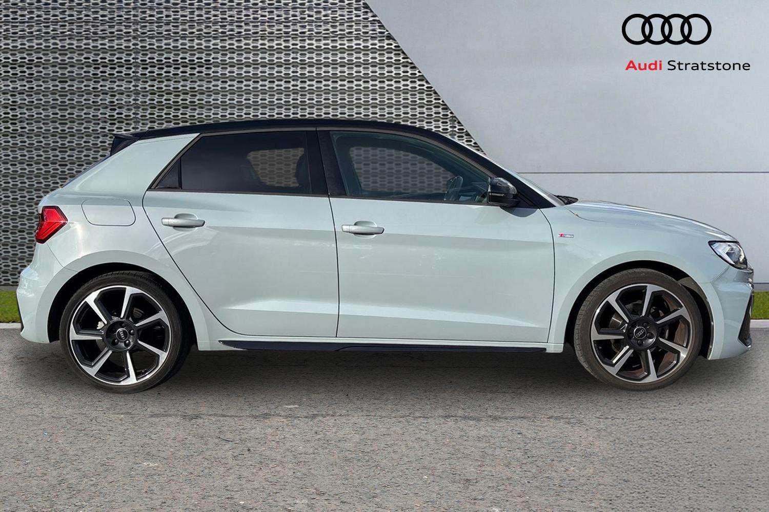 Used Audi A1 2023 for sale - 76435665: Photo 4