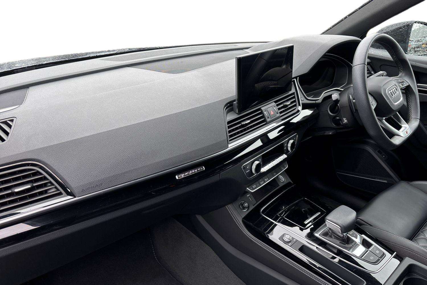 Used Audi Q5 2023 for sale - 76192094: Photo 2