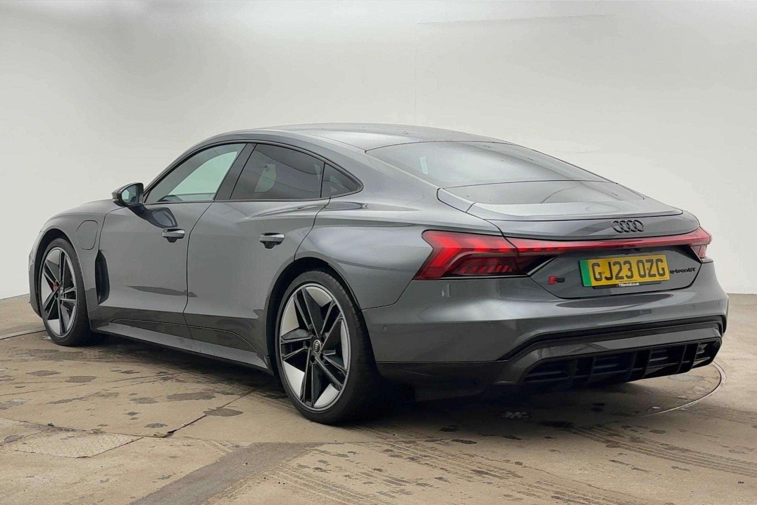 Used Audi RS e-tron GT 2023 for sale - 77270108: Photo 3