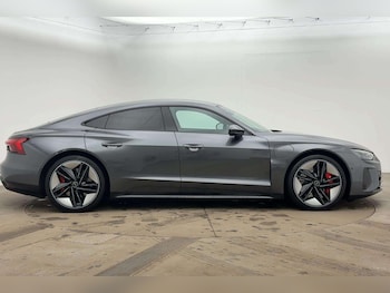 Used Audi RS e-tron GT 2023 for sale - 77270108: Photo