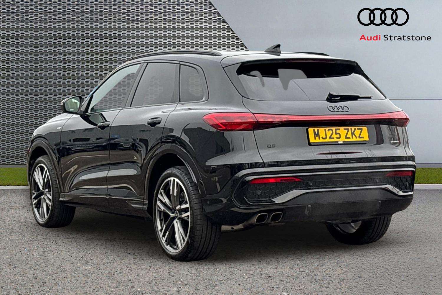 Used Audi Q5 2025 for sale - 76587680: Photo 3