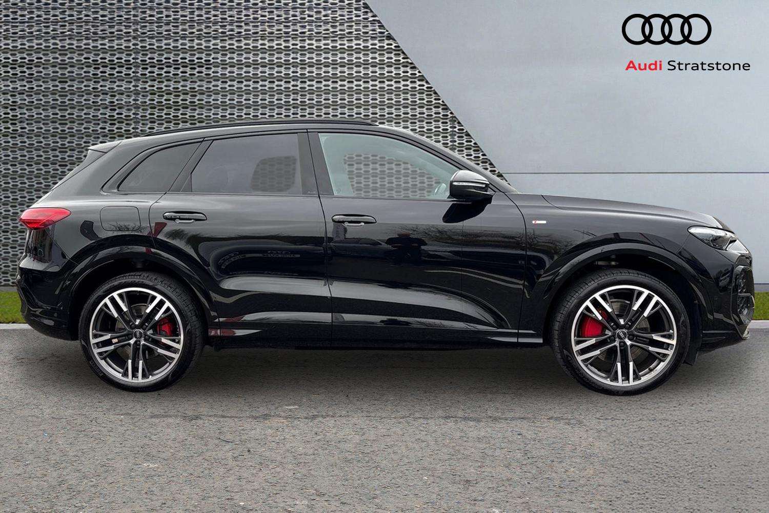 Used Audi Q5 2025 for sale - 76587680: Photo 4
