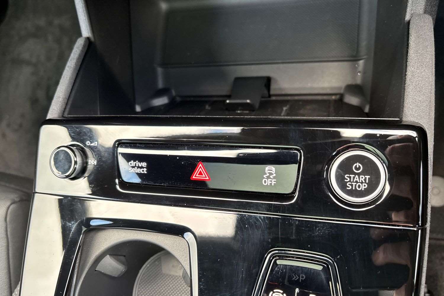 Used Audi Q6 e-tron 2025 for sale - 76553199: Photo 29