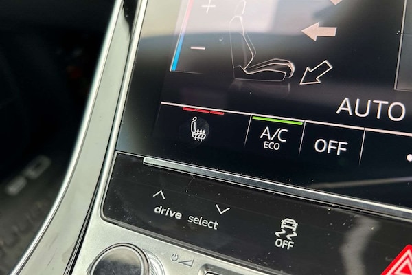 Used Audi Q8 2025 for sale - 75784990: Photo 16