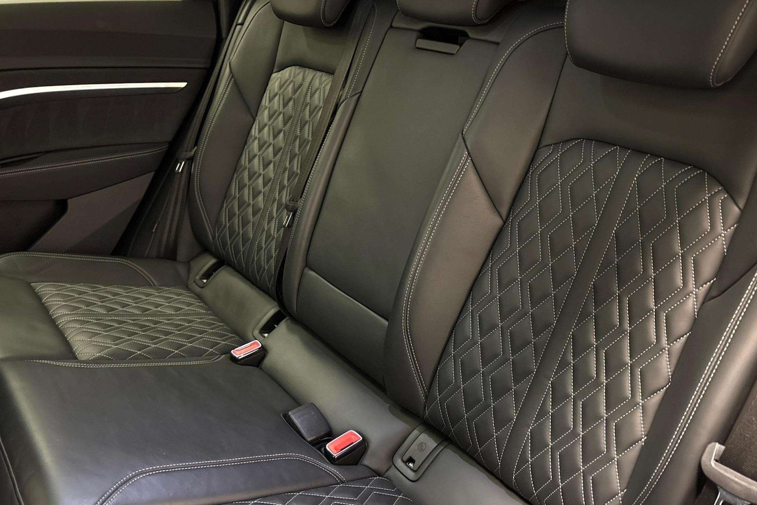 Used Audi e-tron 2022 for sale - 77480688: Photo 7