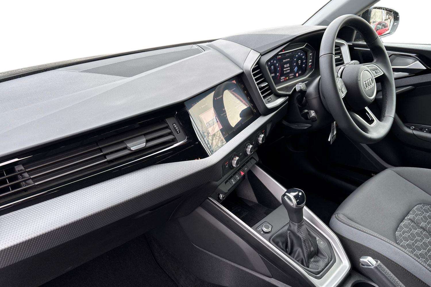 Used Audi A1 2024 for sale - 77842279: Photo 2