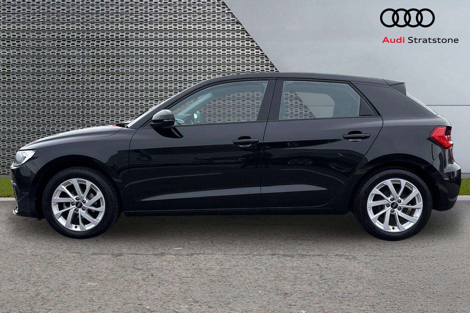 Used Audi A1 2024 for sale - 77842279: Photo 8