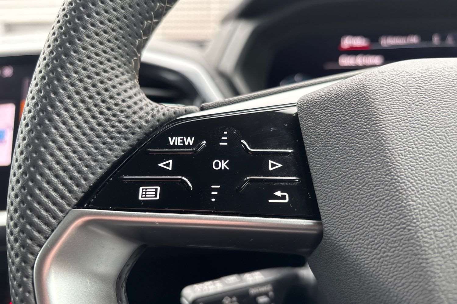 Used Audi Q4 e-tron 2024 for sale - 77842452: Photo 16