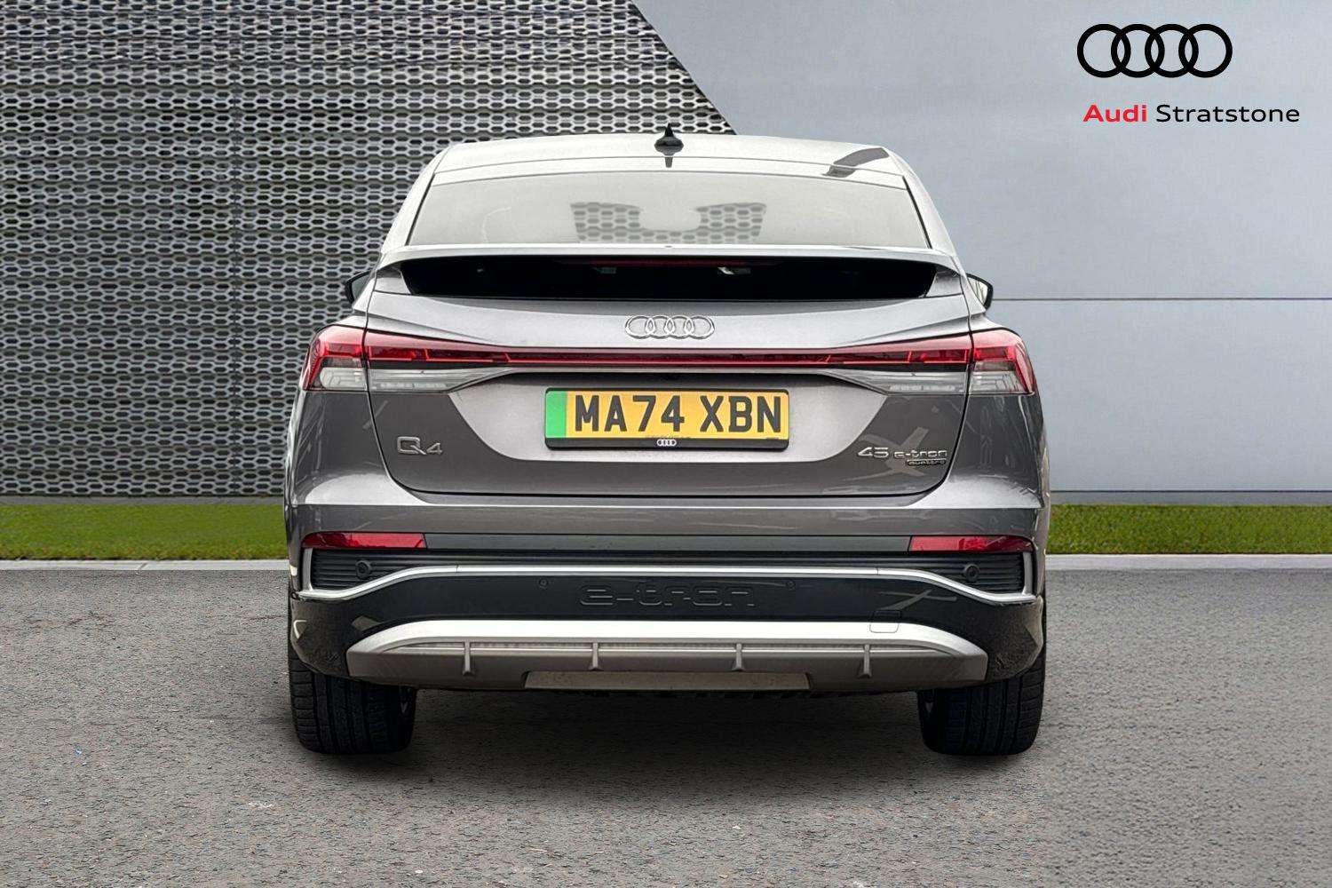 Used Audi Q4 e-tron 2024 for sale - 77842452: Photo 7