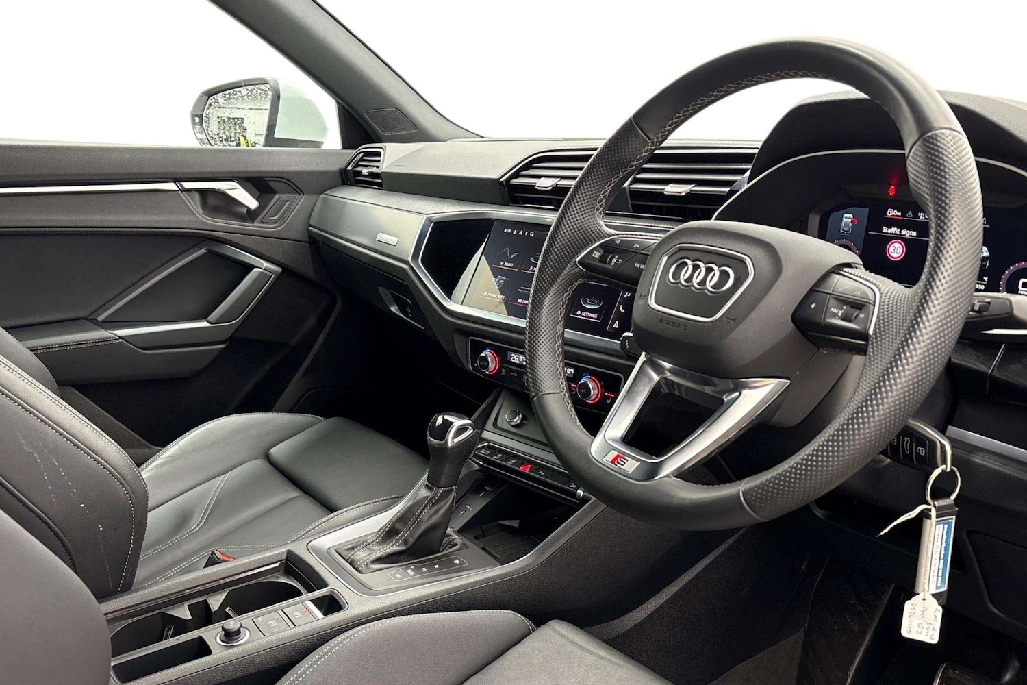 Used Audi Q3 2024 for sale - 77589117: Photo 6