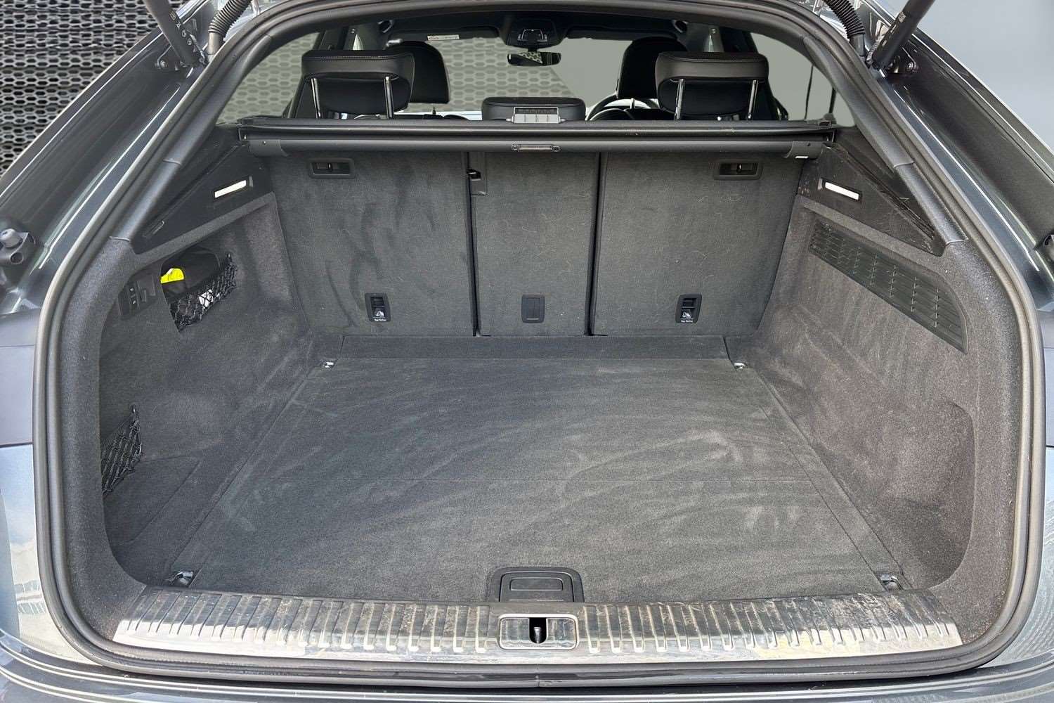 Used Audi Q8 2025 for sale - 78173943: Photo 13