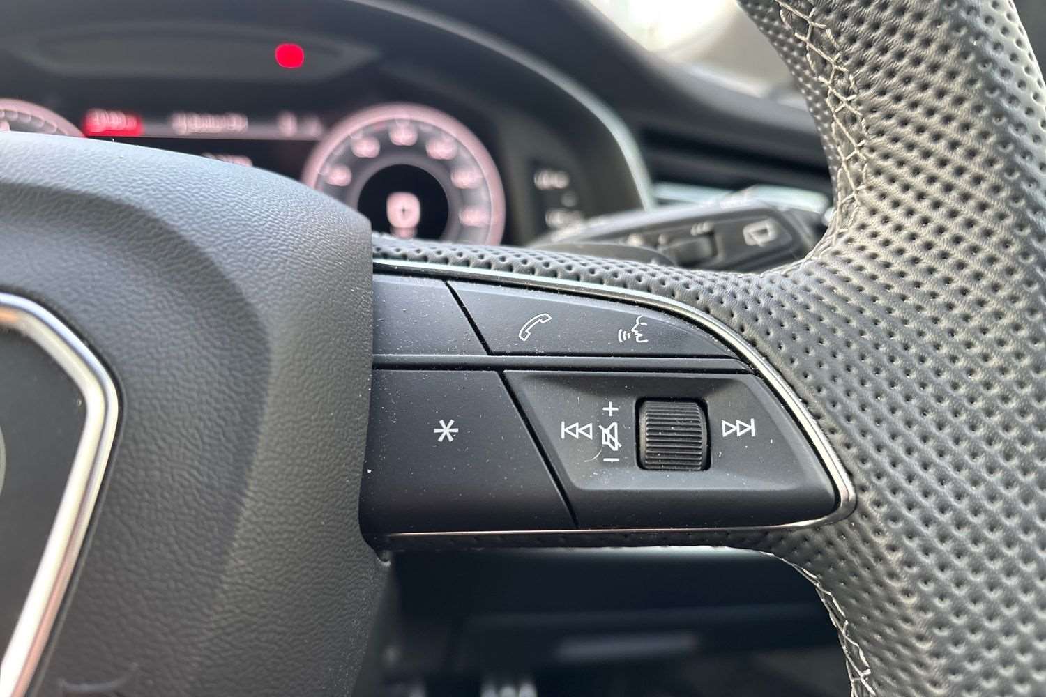 Used Audi Q8 2025 for sale - 78173943: Photo 17