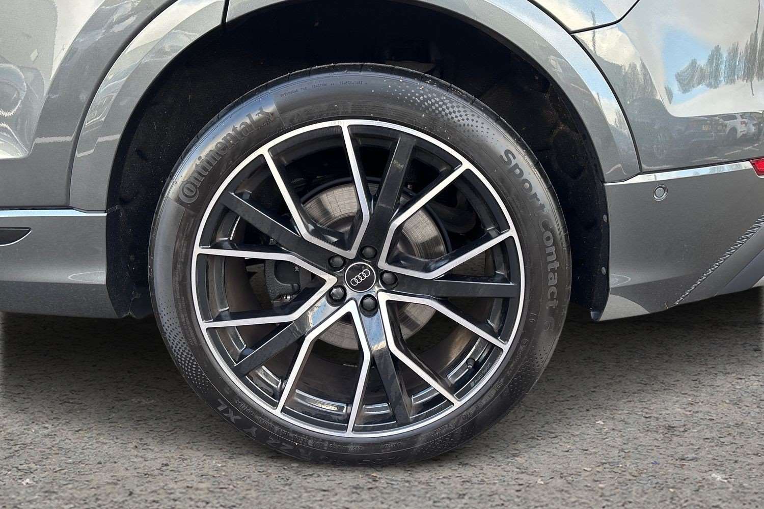 Used Audi Q8 2024 for sale - 76692027: Photo 10