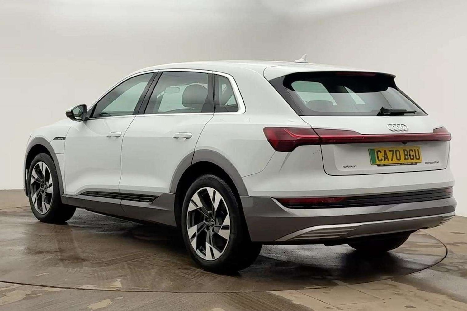 Used Audi e-tron 2020 for sale - 77943291: Photo 3