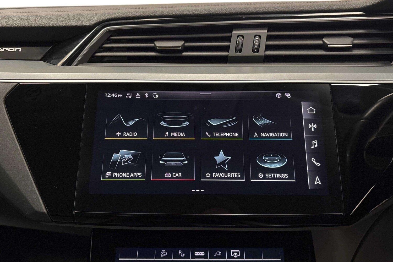 Used Audi e-tron 2020 for sale - 77943291: Photo 8