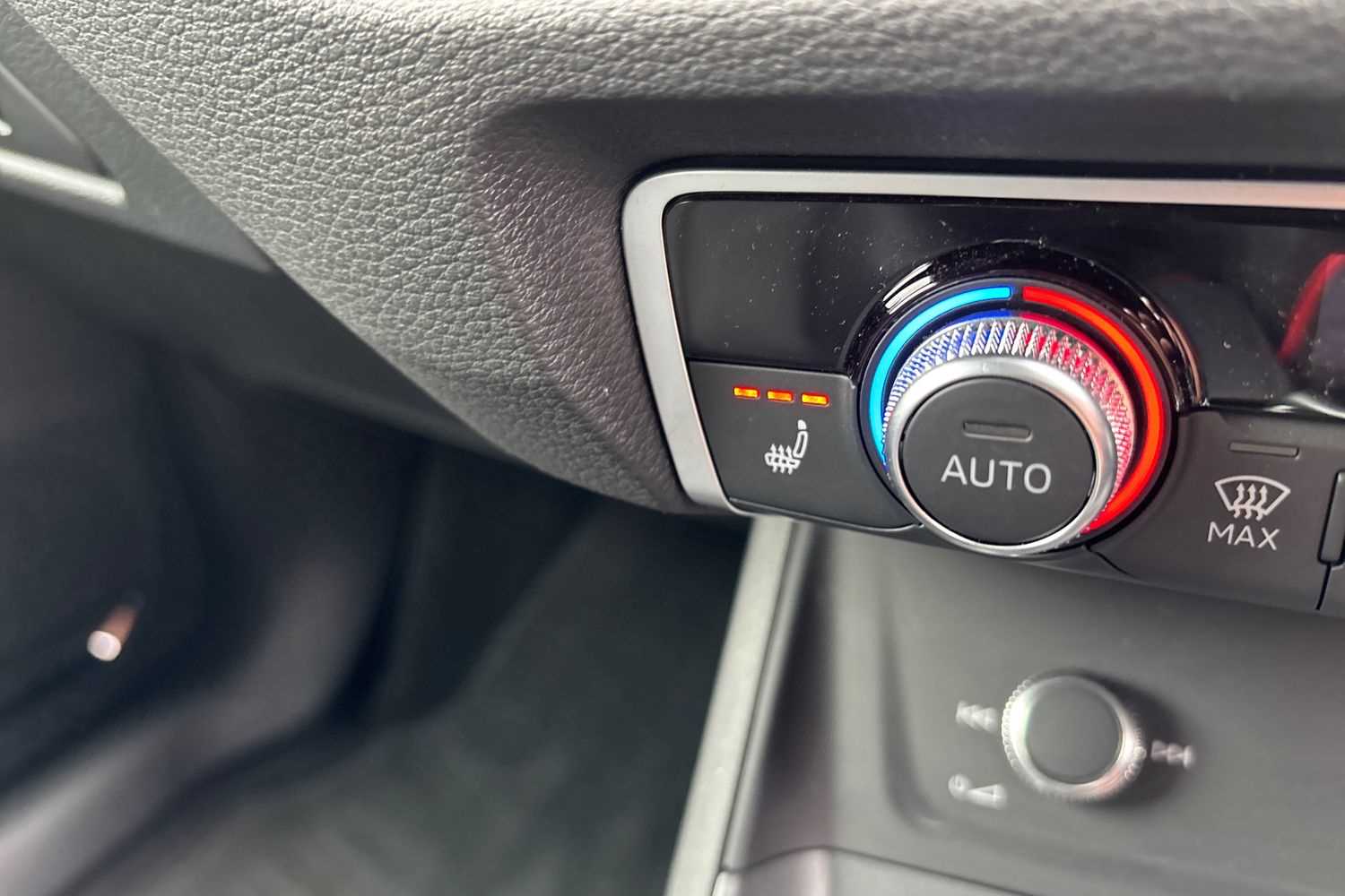 Used Audi Q3 2024 for sale - 76475901: Photo 16