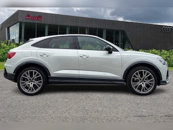 Used Audi Q3 2024 for sale - 76475901: Photo