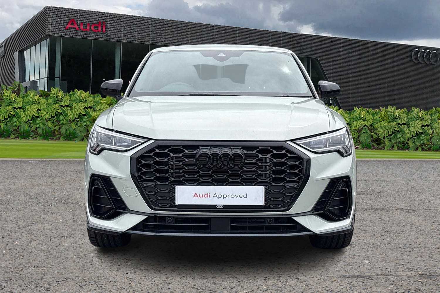 Used Audi Q3 2024 for sale - 76475901: Photo 8